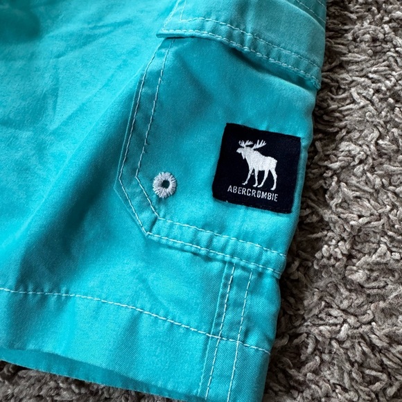 Boys Abercrombie Kids Swim Trunks Size 7/8 EUC - Picture 3 of 4
